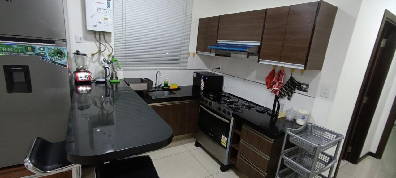 Departamentoo Nuevo Amoblado Cerca A Uagrm, Con Excelente Vista Apartment Santa Cruz de La Sierra Ngoại thất bức ảnh
